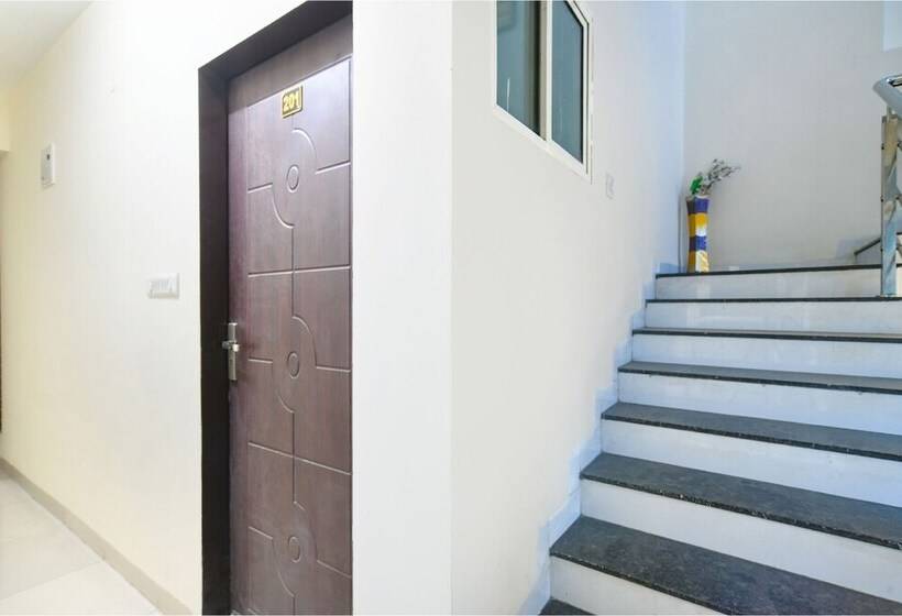 בית מלון כפרי Fabexpress Golden Villa