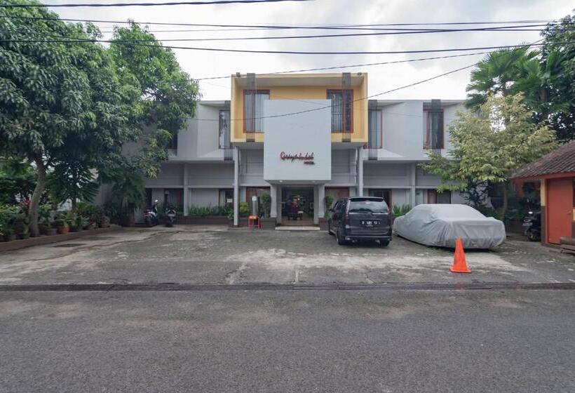 בית מלון כפרי Koolkost Near Bandung Station