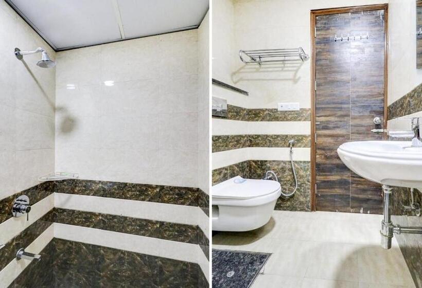 Flagship Hotel Royal Residency