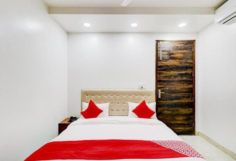 Flagship Hotel Royal Residency