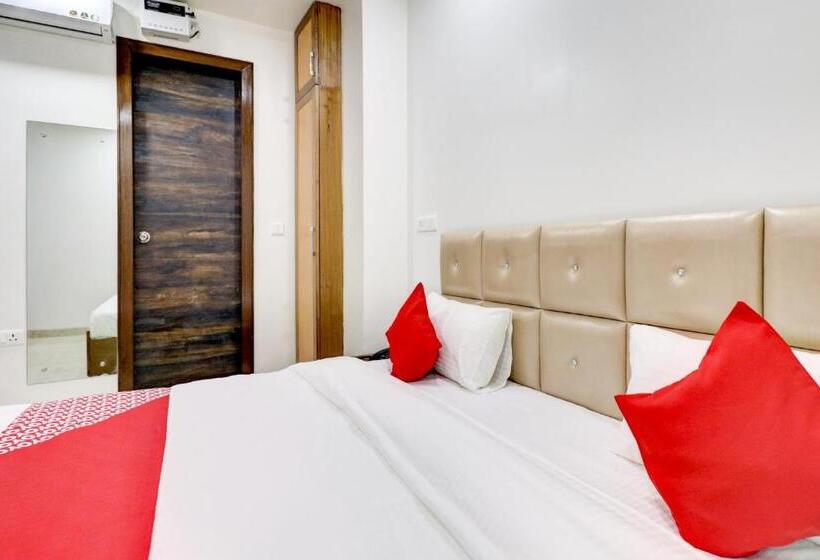 Flagship Hotel Royal Residency