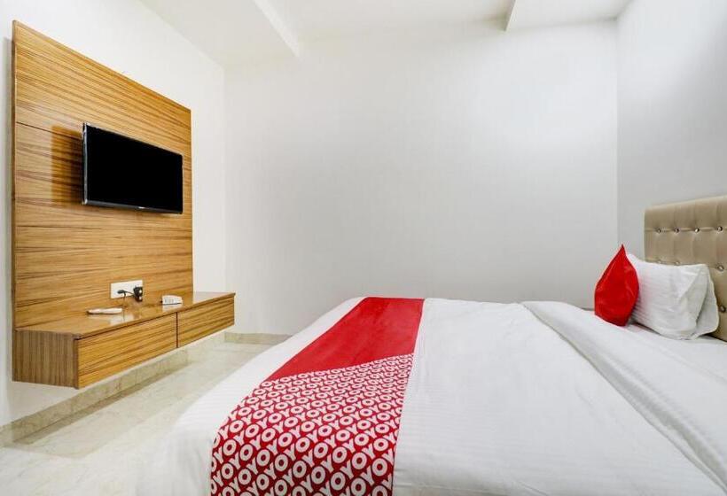 Flagship Hotel Royal Residency