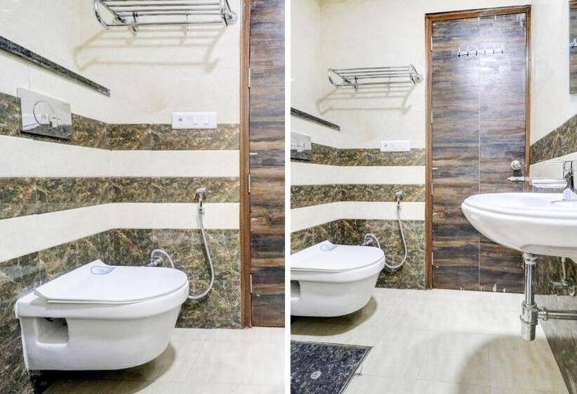 Flagship Hotel Royal Residency