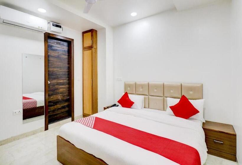 Flagship Hotel Royal Residency