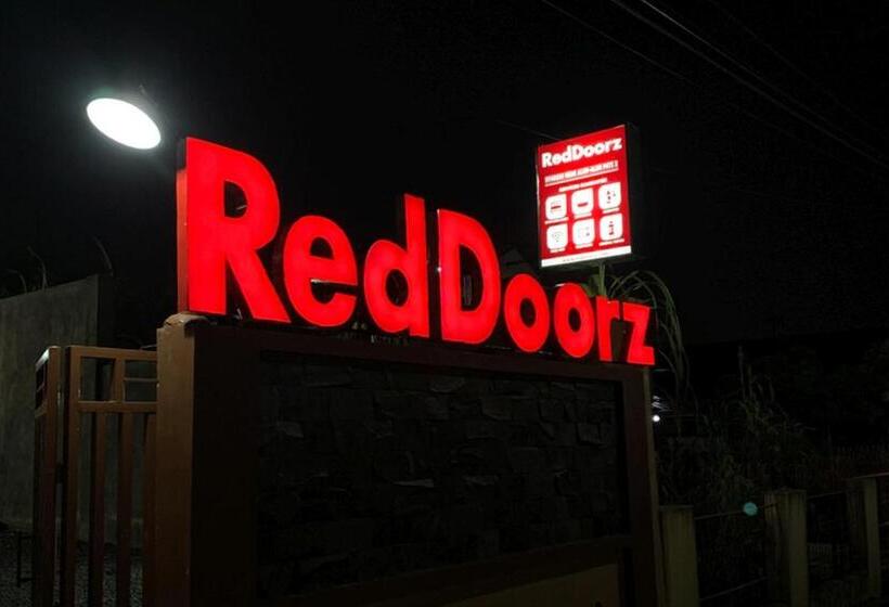 Szálloda Reddoorz Syariah Near Kawasan Simpang Lima Pati