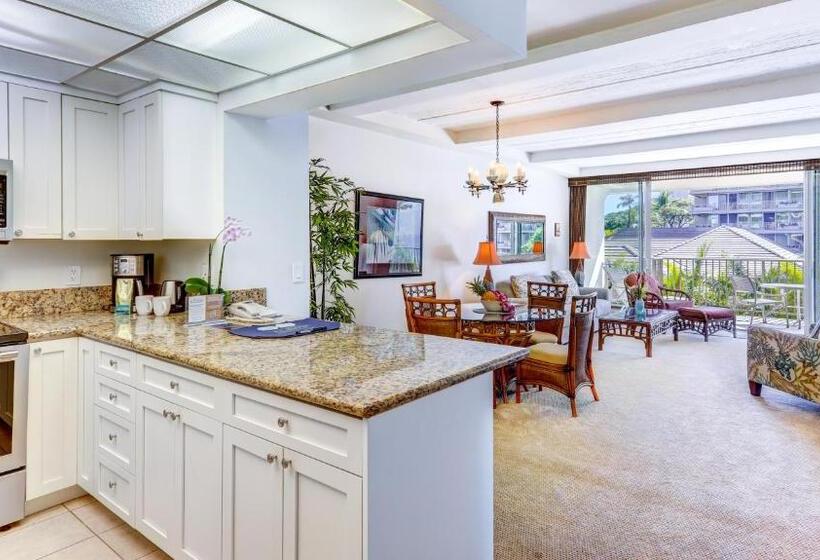 Maui Westside Presents  The Whaler 319