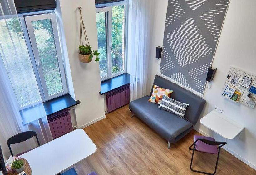 затишні дворівневі смарт апартаменти