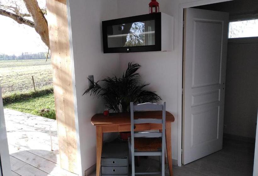 צימר Le Chalet Du Bord De L'eau