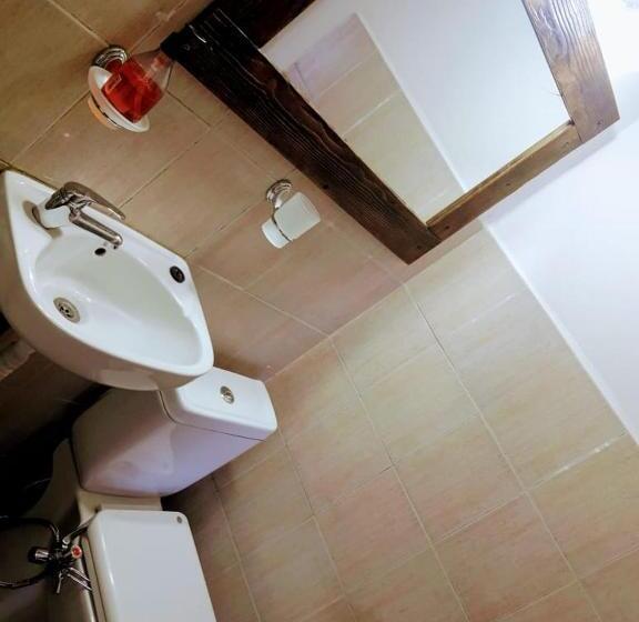 تختخواب و صبحانه Magna