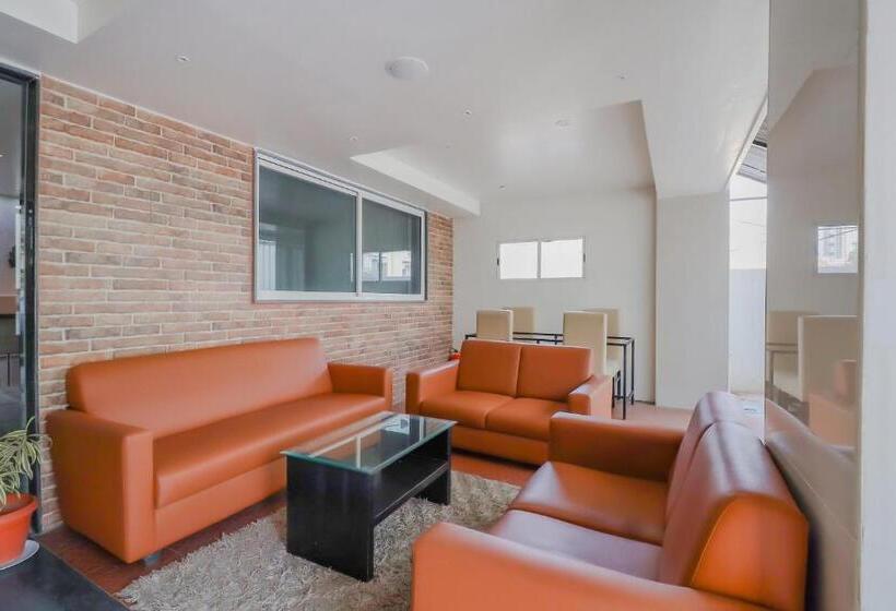 هتل Capital O Royal Galaxy Finesse Near Phoenix Marketcity