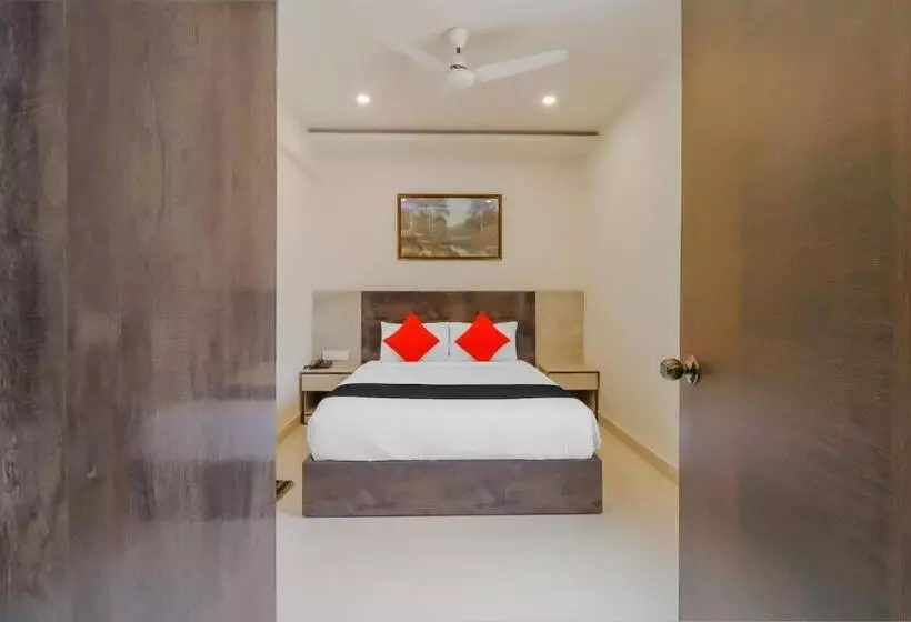 ホテル Capital O Royal Galaxy Finesse Near Phoenix Marketcity