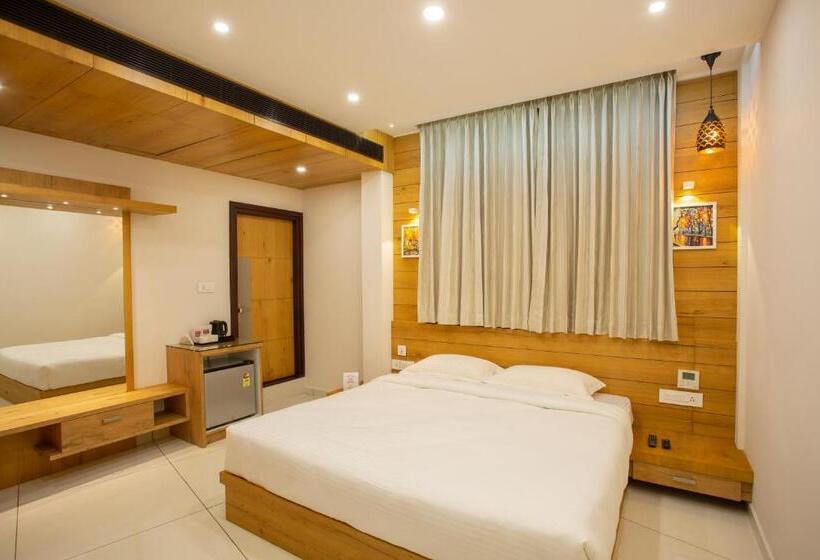 בית מלון כפרי Hasco Tower