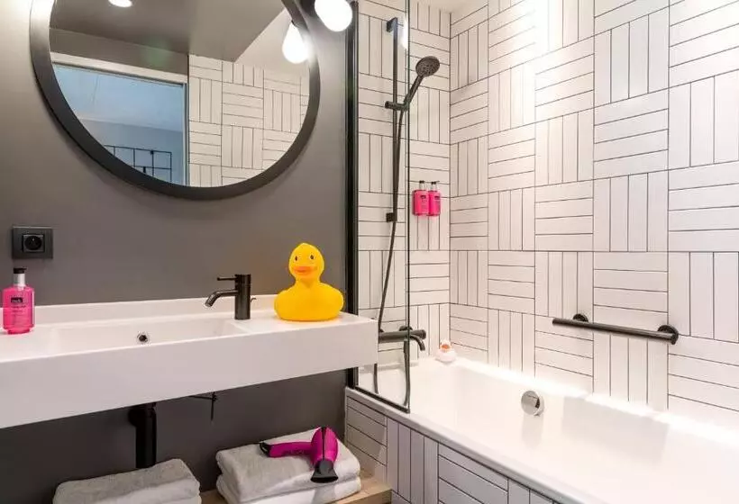 ホテル Moxy Bordeaux