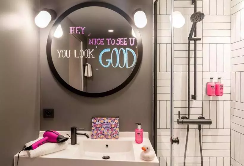 ホテル Moxy Bordeaux