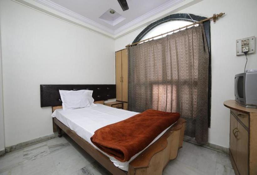 Hotel Spot On 41394  Mlc Deluxe