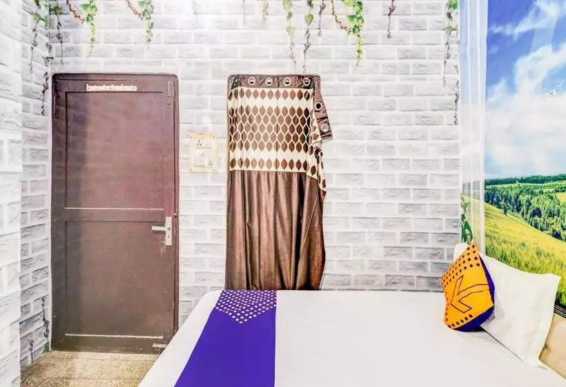 ホテル Spot On 77826 Haryana Guest House