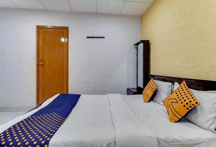 Hotel Spot On 77859 Eighteen Th Guest House