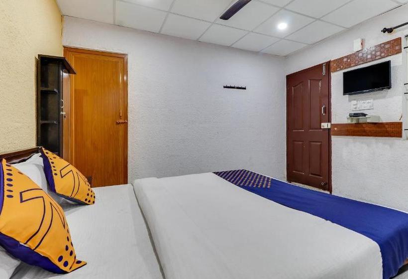 Hotel Spot On 77859 Eighteen Th Guest House