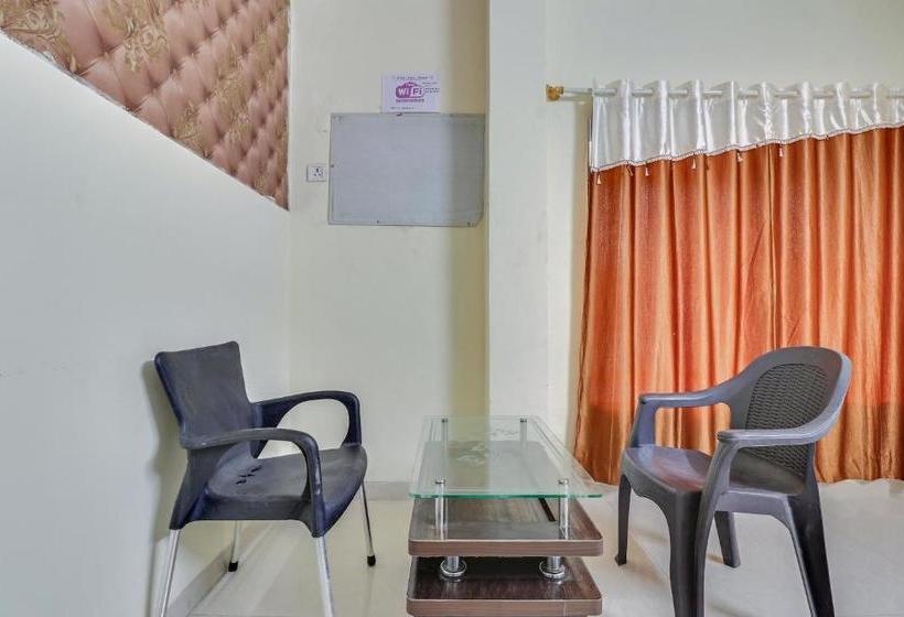 Hotel Spot On 79560  Rahul Palace