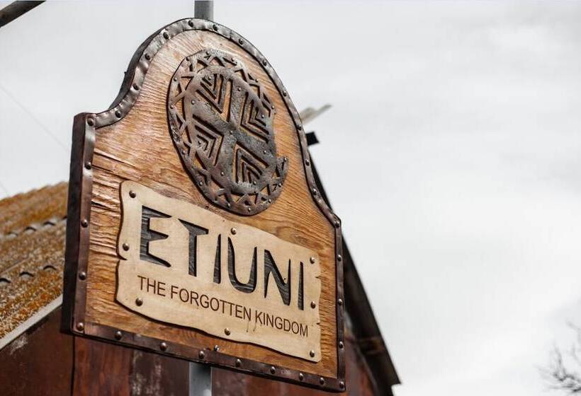 Pensão Etiuni The Forgotten Kingdom