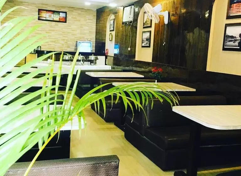 Maharaja Inn By Geetanjali Hotels