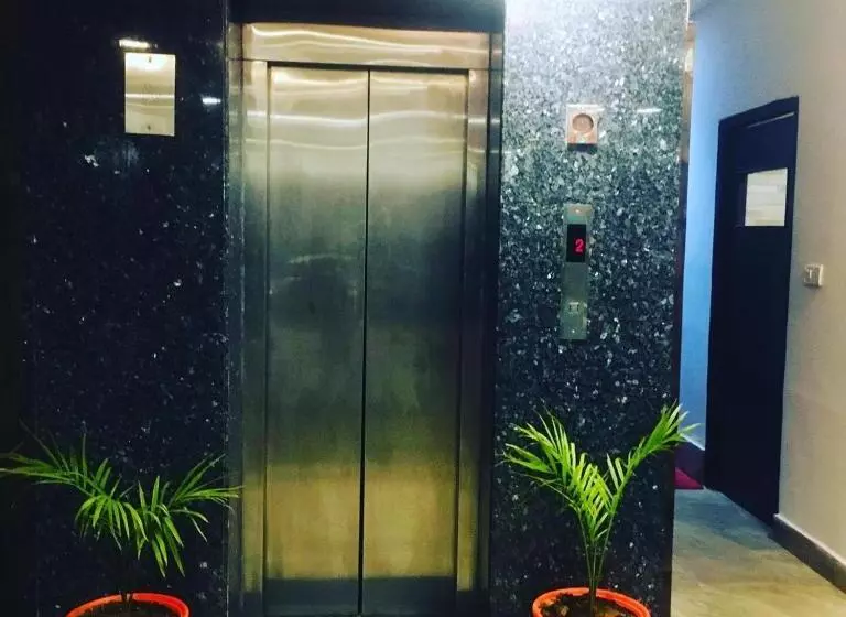 Maharaja Inn By Geetanjali Hotels