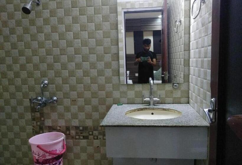 Maharaja Inn By Geetanjali Hotels