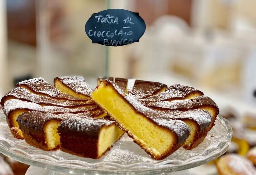 בית מלון כפרי Mansarda Cannes