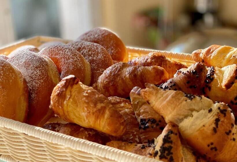 בית מלון כפרי Mansarda Cannes