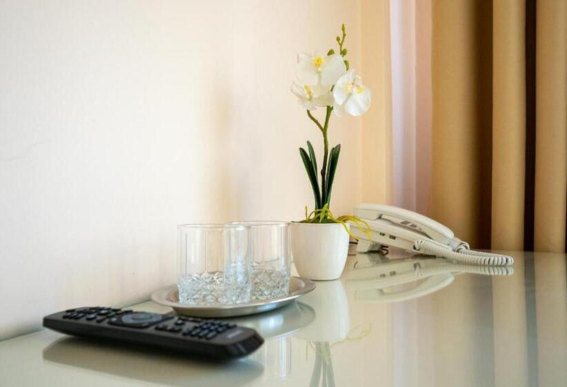 هتل Orient Galati