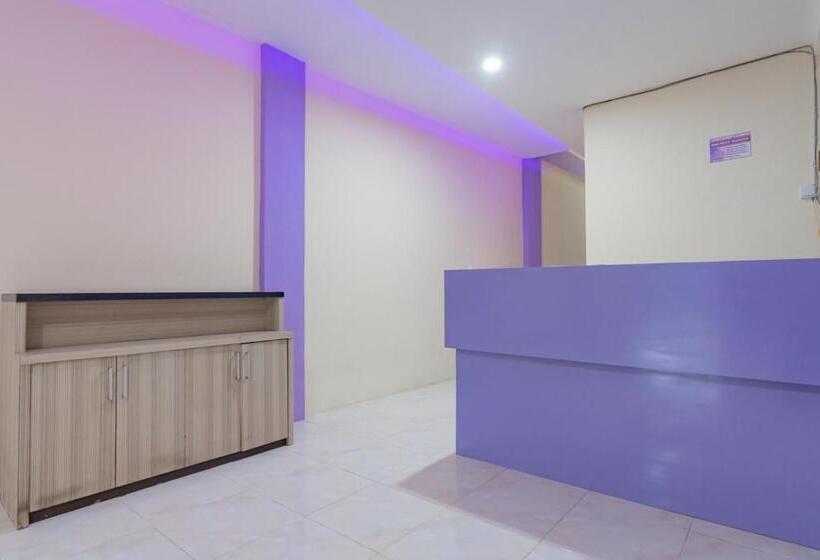 בית מלון כפרי Reddoorz Near Trans Studio Bandung 3