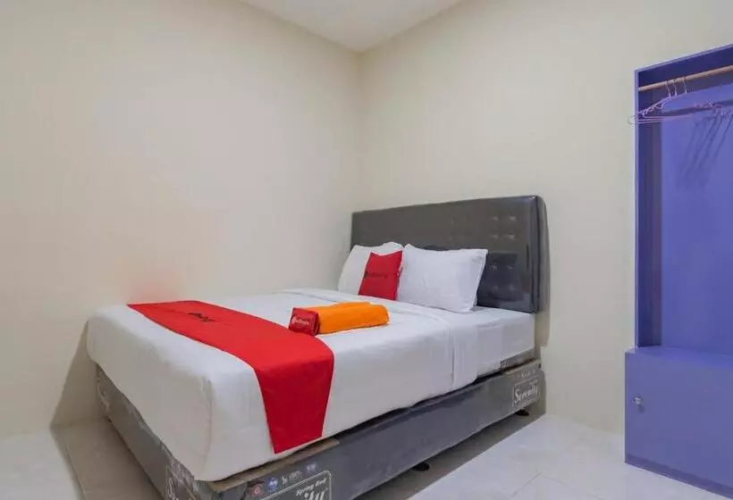 ホテル Reddoorz Near Trans Studio Bandung 3