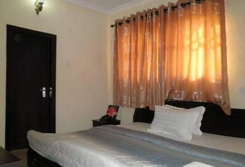 پانسیون Adap Ilorin