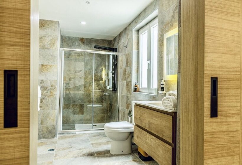 The Mike Hotel By Cx Collection