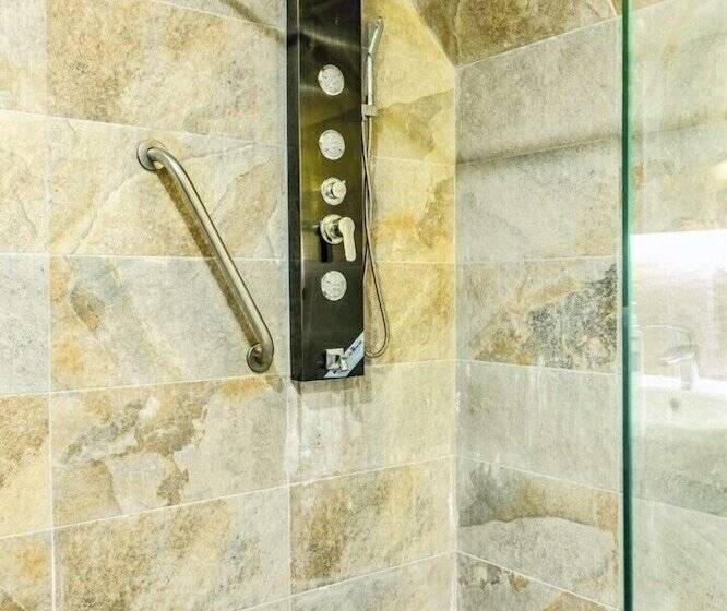 The Mike Hotel By Cx Collection