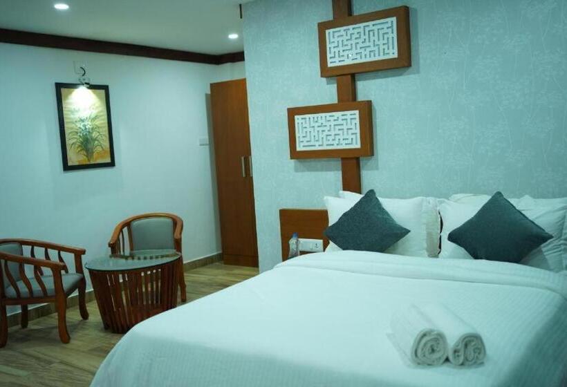 Retreat Resort Vythiri