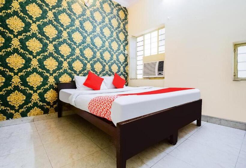 Collection O Hotel Rajwada Palace