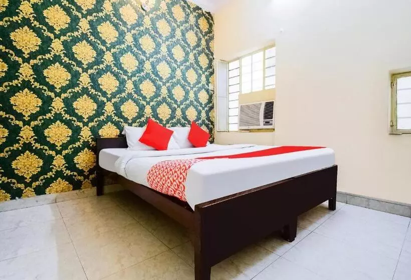 Collection O Hotel Rajwada Palace