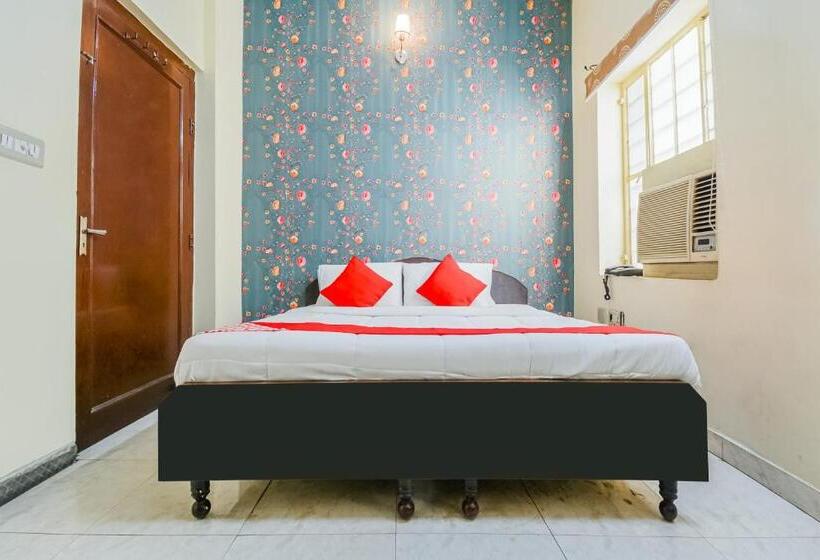 Collection O Hotel Rajwada Palace