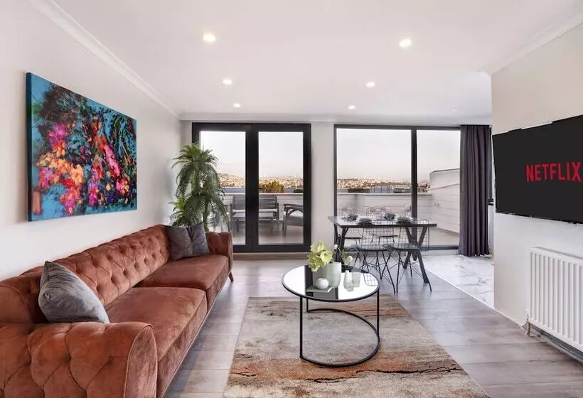 Etiz Hotels & Residences