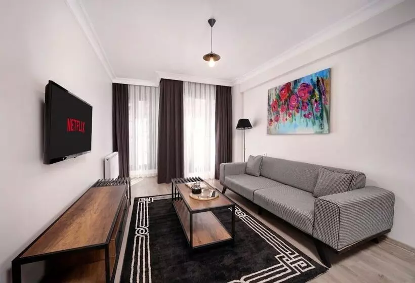 Etiz Hotels & Residences