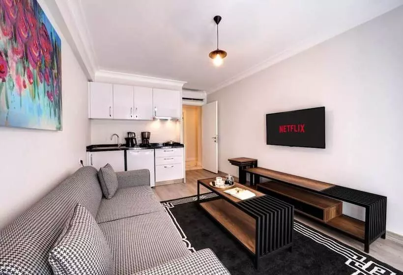 Etiz Hotels & Residences