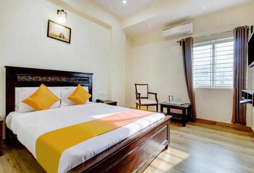 Hotel Fabexpress Mysore International