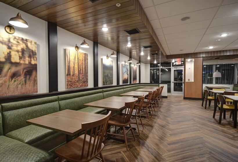 فندق Fairfield By Marriott Inn & Suites Grand Rapids Wyoming