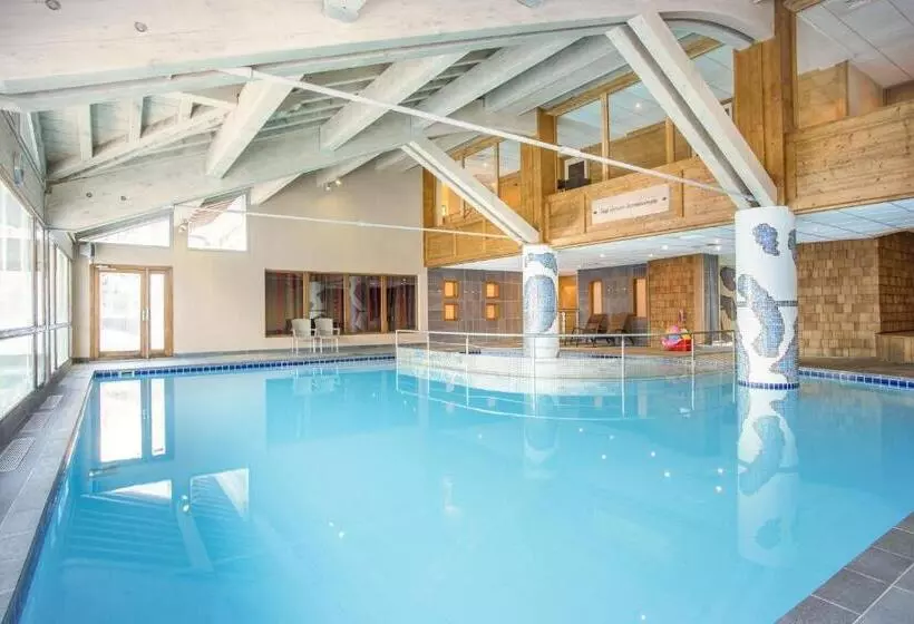 هتل Hôtel Club Mmv Les 2 Domaines