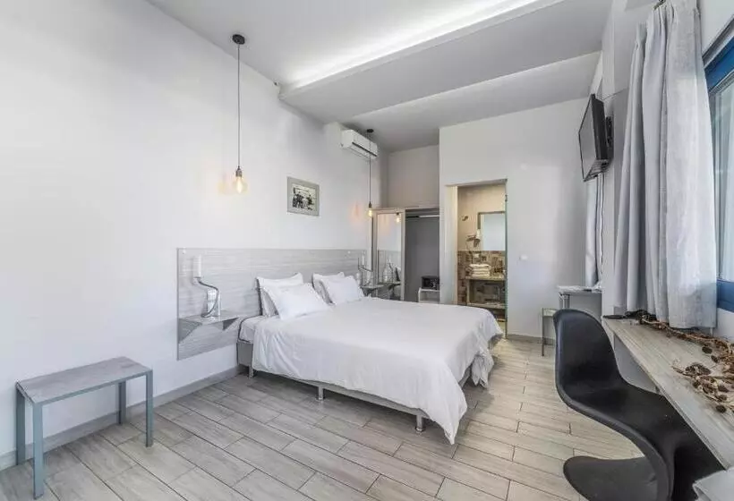 Hôtel Ianos Bay