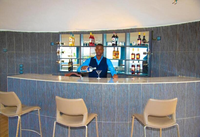 هتل La Casa Cielo