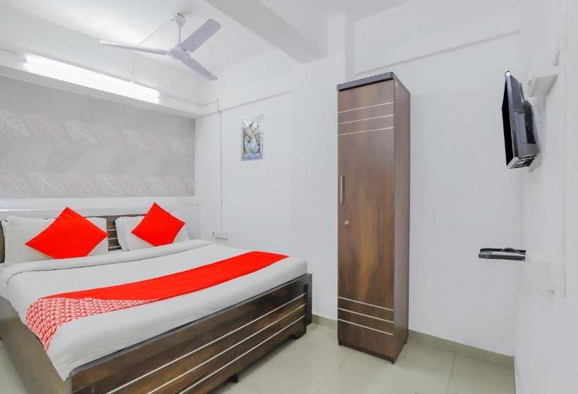 فندق Oyo 79236 Laksh