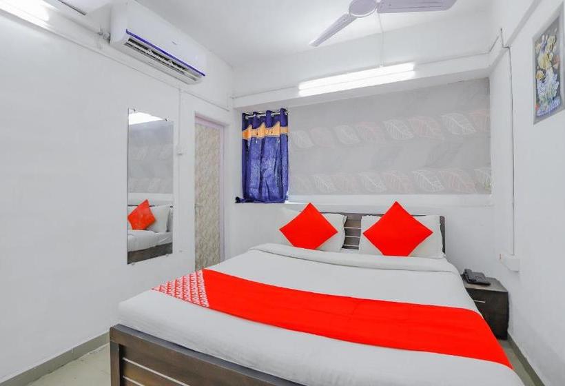 فندق Oyo 79236 Laksh