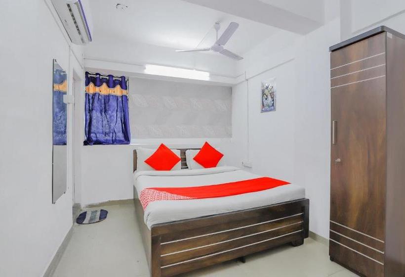 فندق Oyo 79236 Laksh